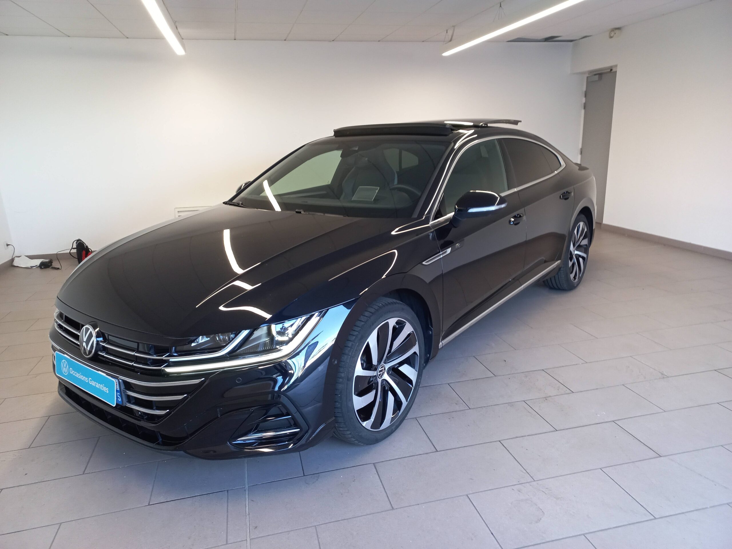 volkswagen_arteon-14-ehybrid-rechargeable-opf-218-dsg6_r-line_0.jpg