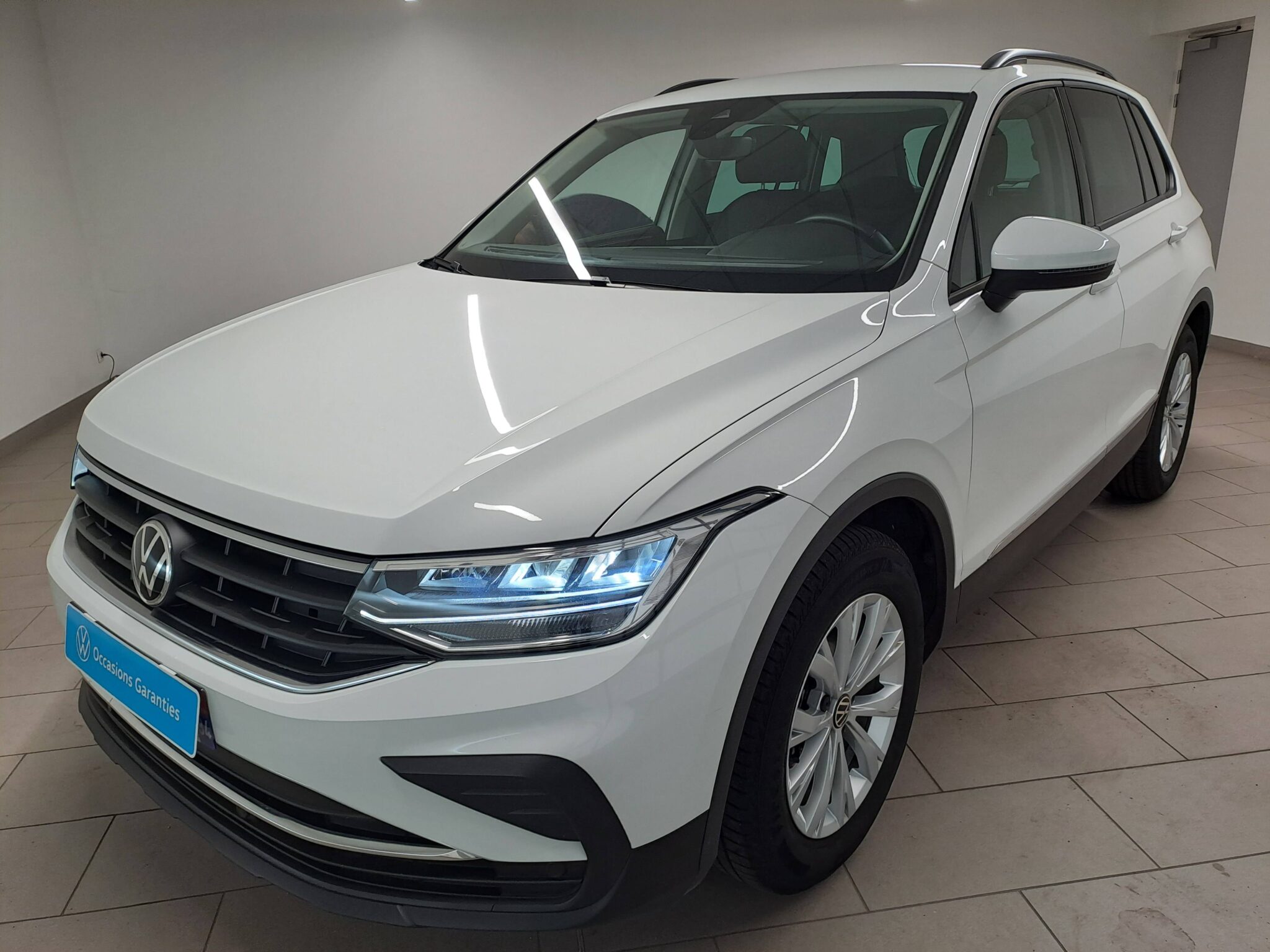 433800_volkswagen_tiguan-20-tdi-150ch-dsg7_life-business_0.jpg