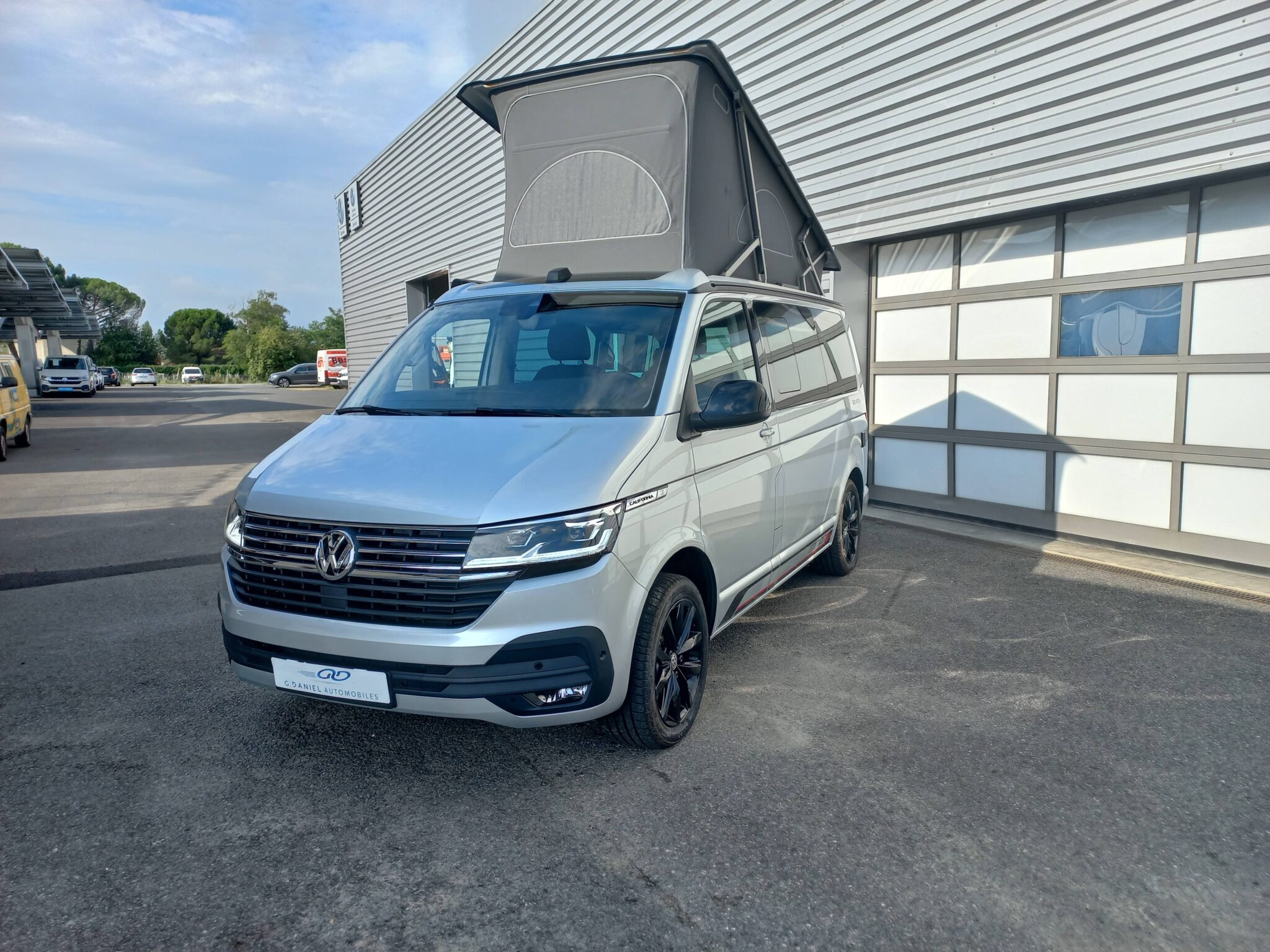 539342_volkswagen-utilitaires_california-20-tdi-150-dsg7_beach-camper_0.jpg