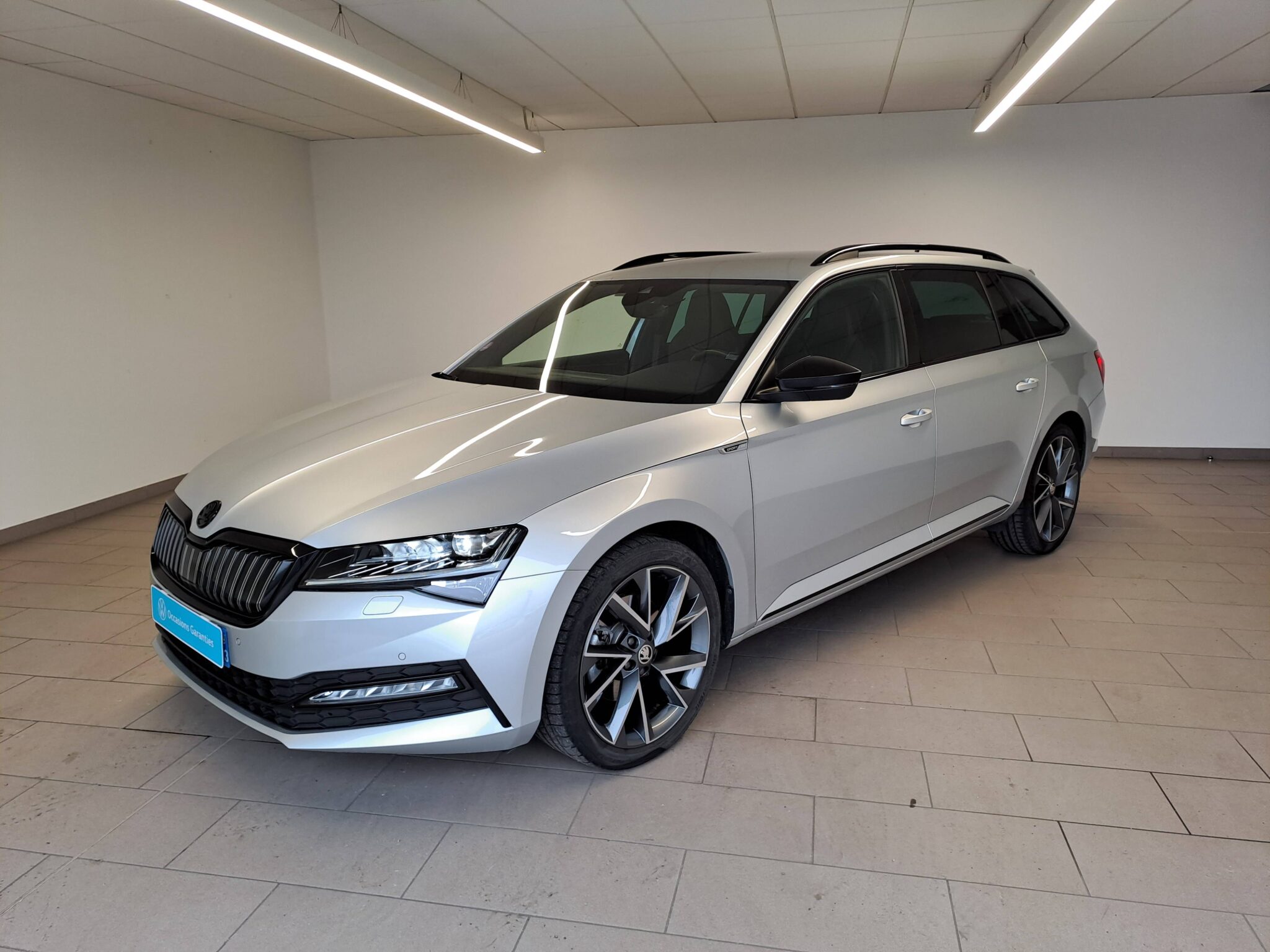 6264_skoda_superb-combi-14-tsi-phev-218-ch-dsg6_sportline_0.jpg